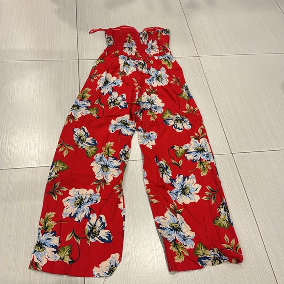 Band of Gypsies Collective NWT Strapless Jumpsuit W/wide legs and smocked back. - Picture 12 of 15